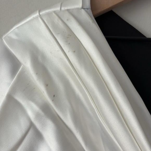 Ieena for Mac Duggal One Shoulder Gown(Flawed) - Picture 11 of 15